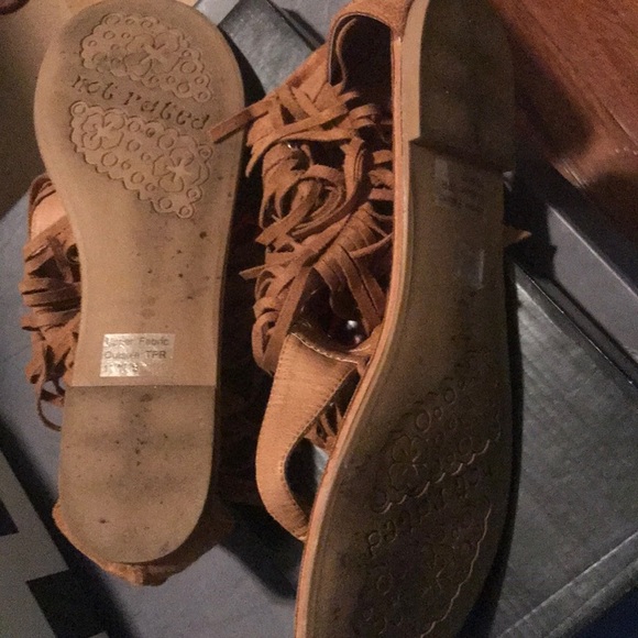 Sandals - Picture 5 of 5